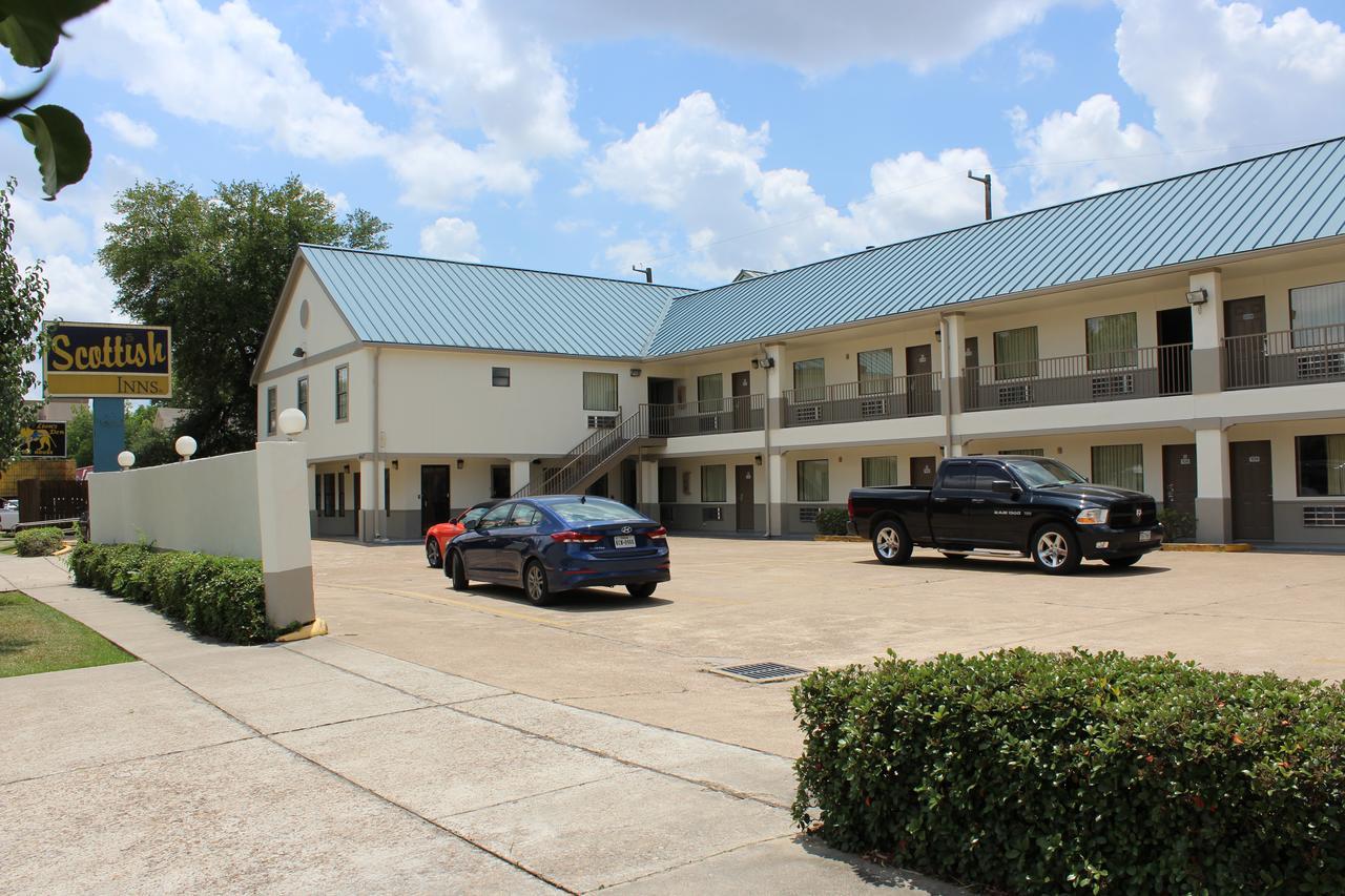 Scottish Inns Westcott Street Houston Bagian luar foto