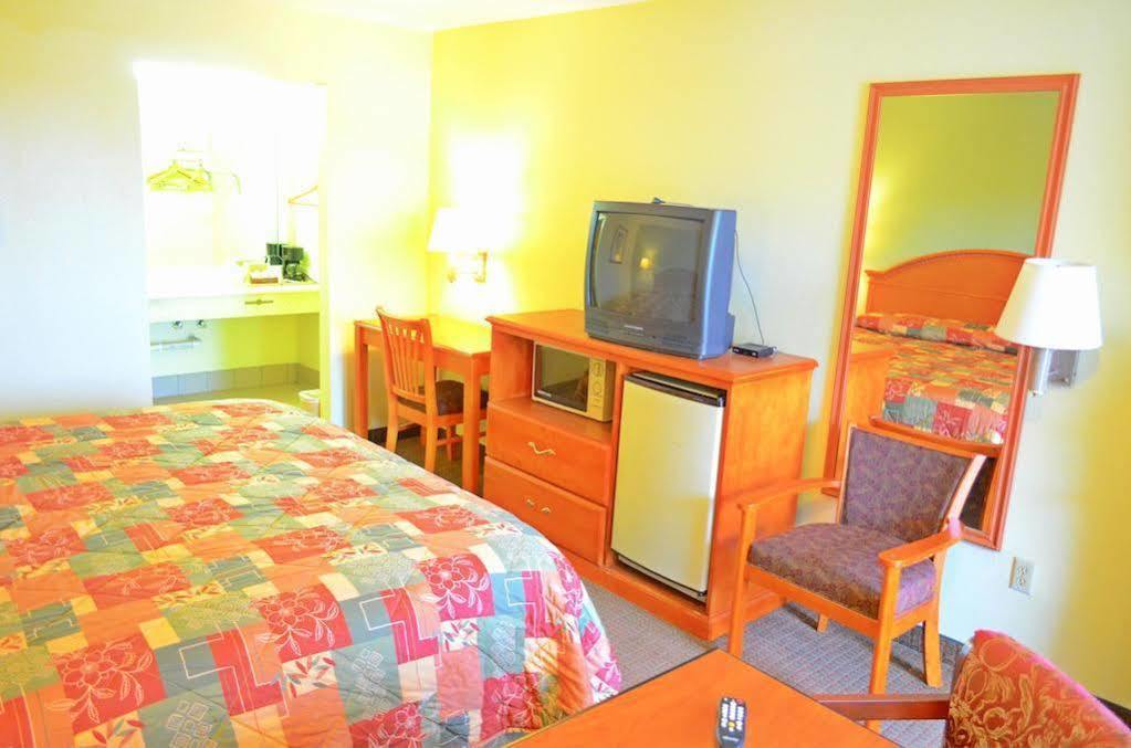 Scottish Inns Westcott Street Houston Bagian luar foto