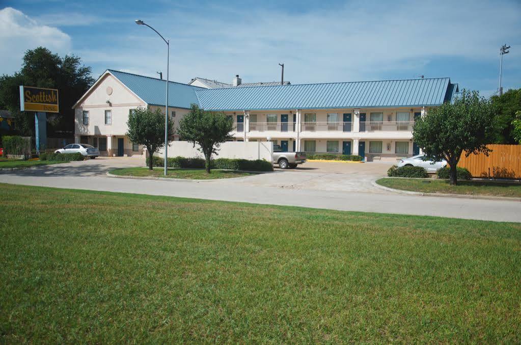 Scottish Inns Westcott Street Houston Bagian luar foto